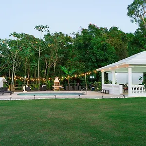  Hotel Hacienda Casablanca Puerto Rico