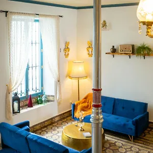 https://la-tienda-nueva.hoteles-andalucia.com